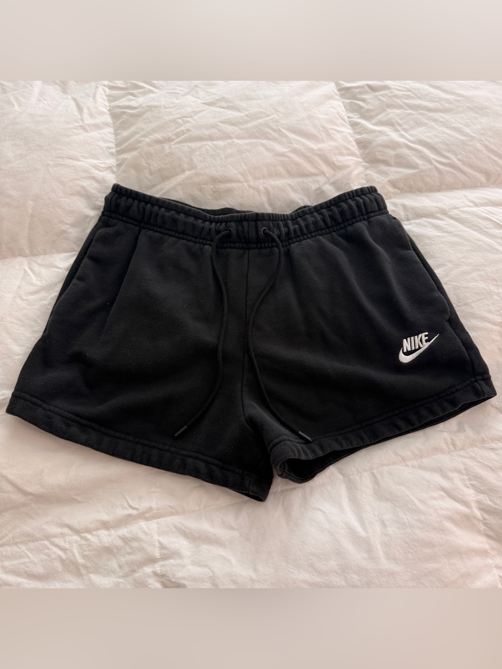 Nike Black Drawstring Athletic Shorts w/ Pockets Size Small